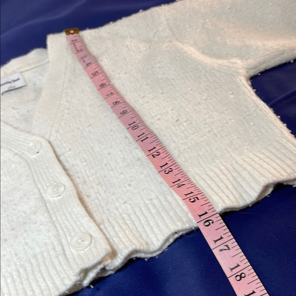 Sunday Best White Cardigan Sweater Soft Knit V-Neck - Picture 5 of 7